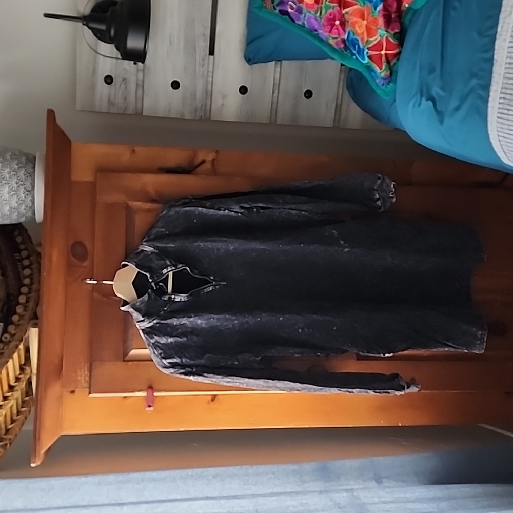 Design Lab Lord & Taylor Black Sequin Button Down Tunic